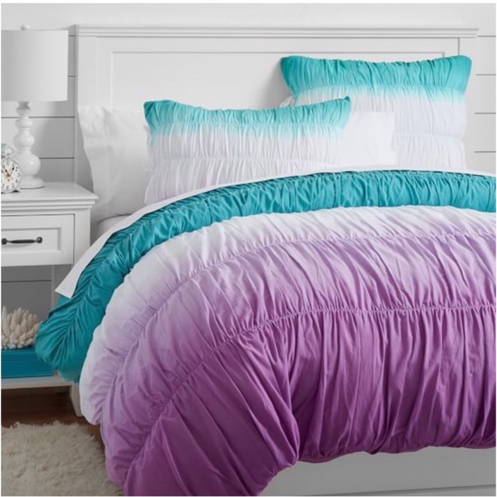 COPY - Pottery Barn Teen Surf Dip Dye Ruched Duvet Plus Two Shams (Bedding)